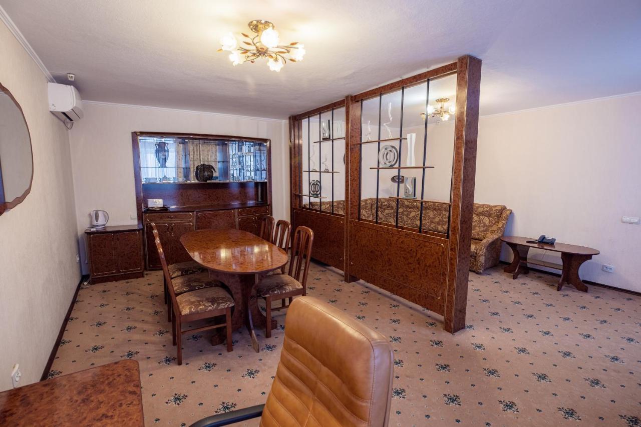 Mir Hotel