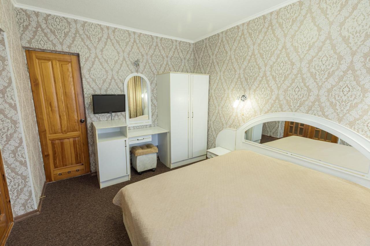 Hotel Mir 3*