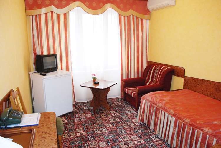Mir 3* Kyiv
